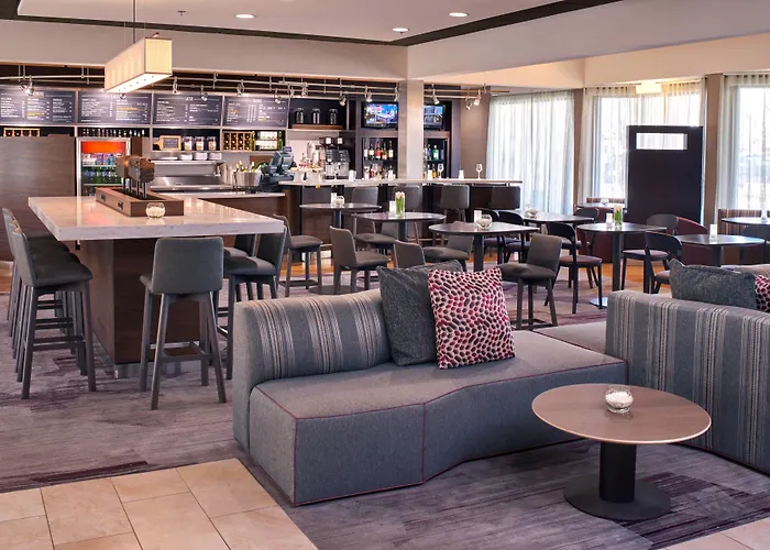 Courtyard By Marriott St. Louis Downtown West